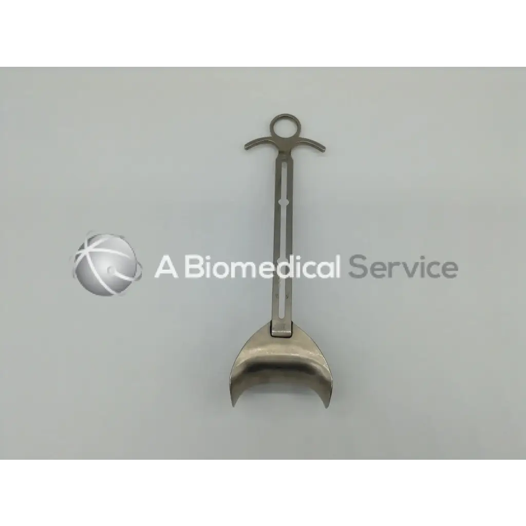 V. MUELLER SU3021 Balfour Center Blade Surgical Instrument