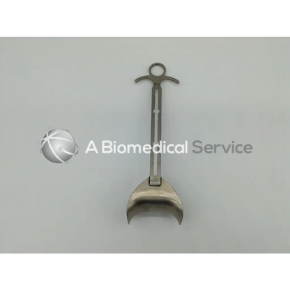 V. MUELLER SU3021 Balfour Center Blade Surgical Instrument