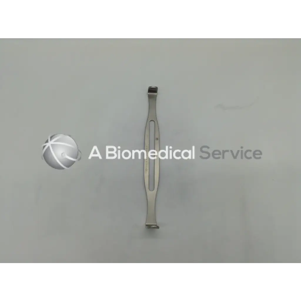 V. Mueller SU3660 Retractor - A Biomedical Service